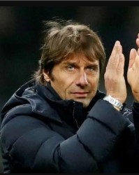 梁熙明：齐肩瓜渣图脚踩曼奇尼，孔蒂你凭什么？