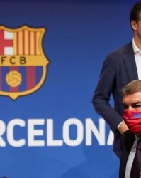 开云登录入口地址-2021现象：老豪门也能迅速崩塌 过度消费终不可取