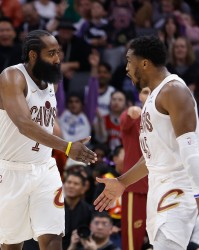 开云电子-骑士VS独行侠首发：米切尔、哈登、埃利斯、韦德、莫布里